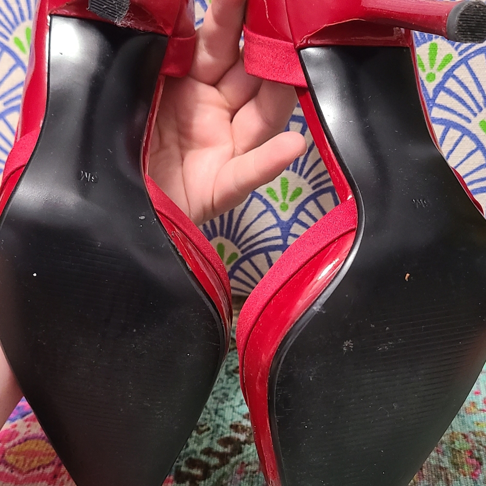 GUESS Red Women's Heels with Bow Detail - Picture 6 of 7